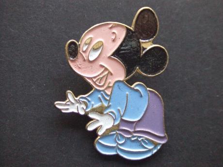 Minnie Mouse handen op